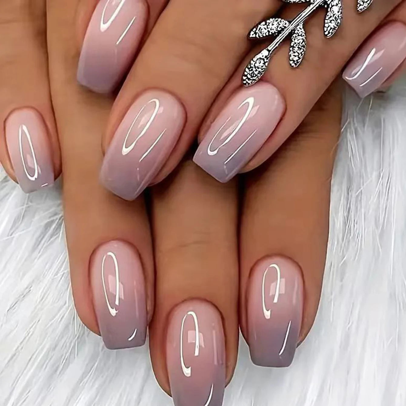24 Pcs Glossy Short Ballerina Press On Nails Pink Gradient Fake Nails Artificial Finger Manicure False Nails For Women